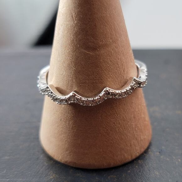 Rhodium Plated Chevron Band with Simulated Diamonds - Size 9 - Picture 5 of 5